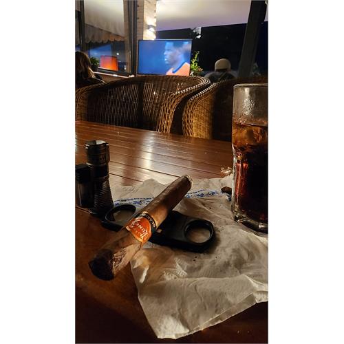 Punch Natural Double Corona 6 3/4 * 48