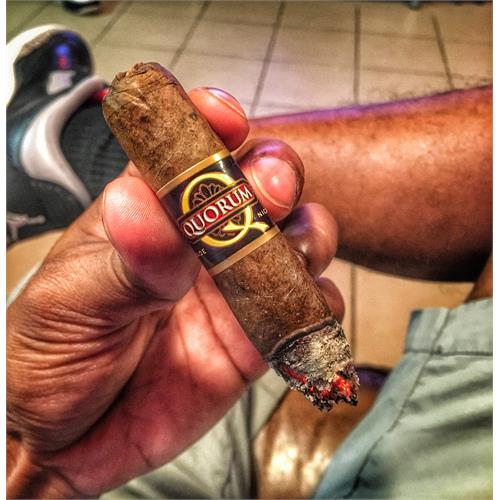 Quorum Robusto 4 3/4 * 50