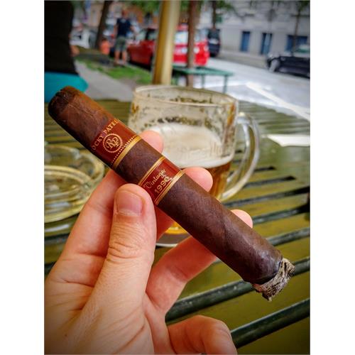 Rocky Patel Vintage 1990 Robusto 5 1/2 * 50