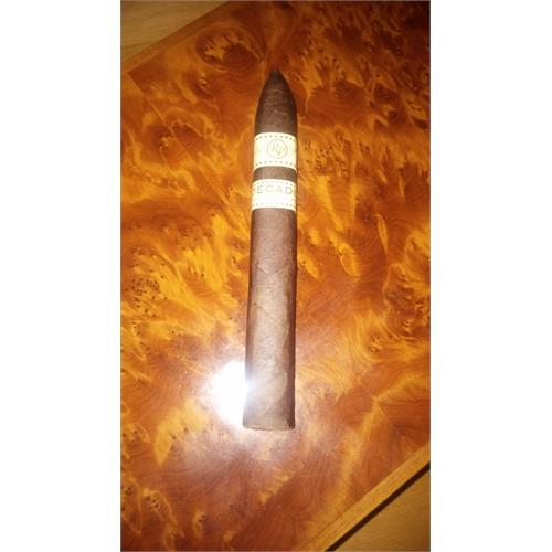 Rocky Patel Decade Torpedo 6 1/2 * 52