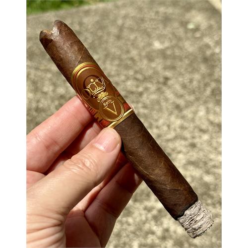 Oliva Serie V Maduro Especial Toro 6  * 50