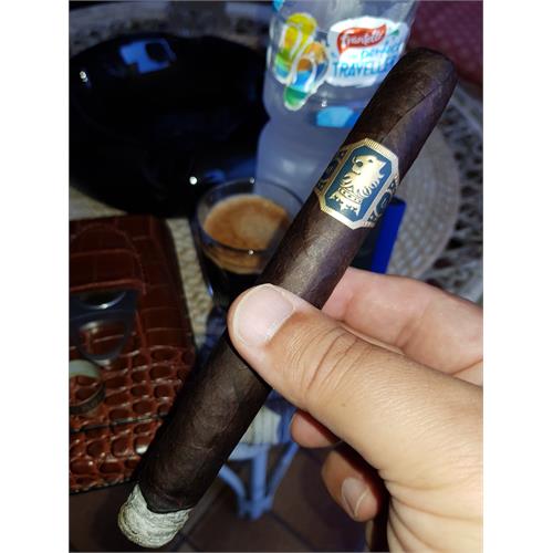 Liga Undercrown Maduro Corona Doble 7  * 54