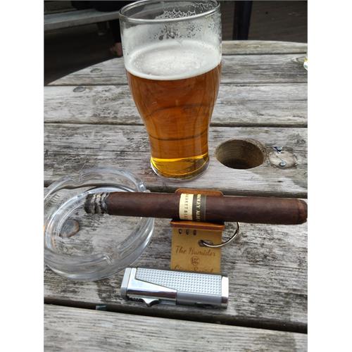 Alec Bradley Black Market Churchill 7  * 50