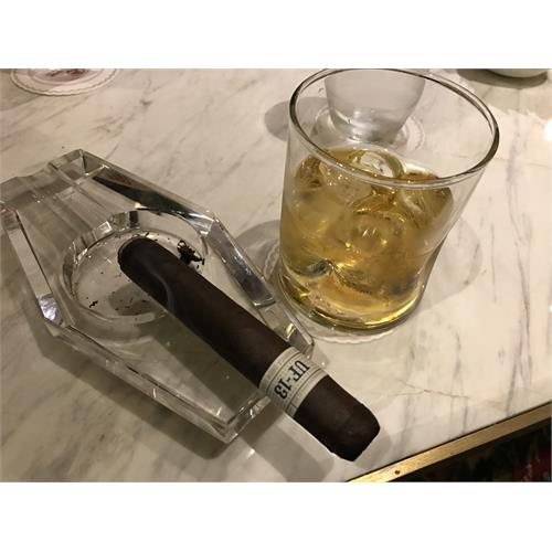 Liga Privada Unico UF 13 Dark 5  * 52