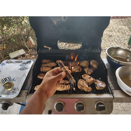 Kentucky Fire Cured Fat Molly 5  * 56