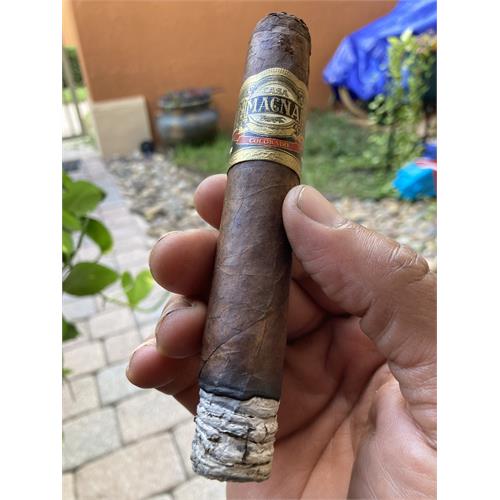 Casa Magna Colorado Gran Toro 6  * 58