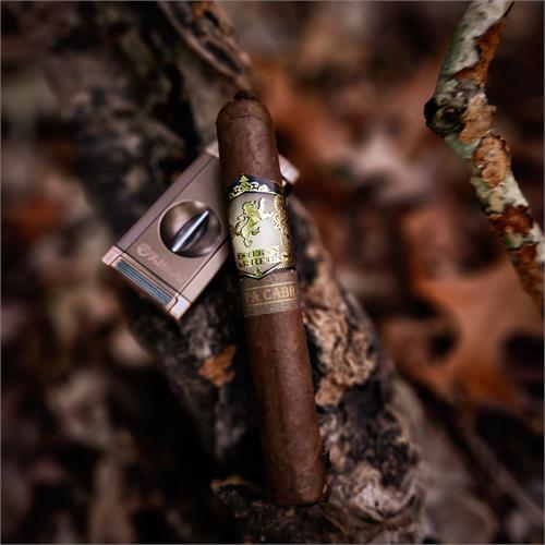 Esteban Carreras Chupacabra Robusto Grande 5 1/2 * 54