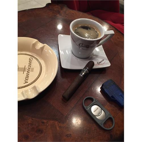 Joya Black Robusto 5 1/4 * 50