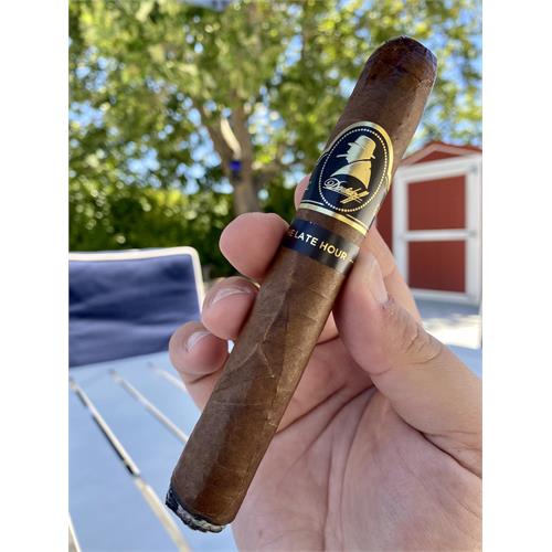 Davidoff Winston Churchill Late Hour Toro 6  * 54