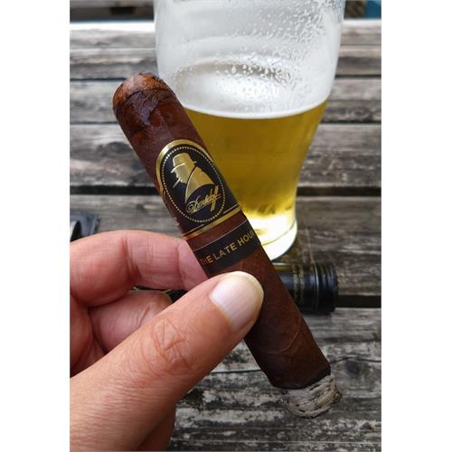 Davidoff Winston Churchill Late Hour Robusto  5  * 52