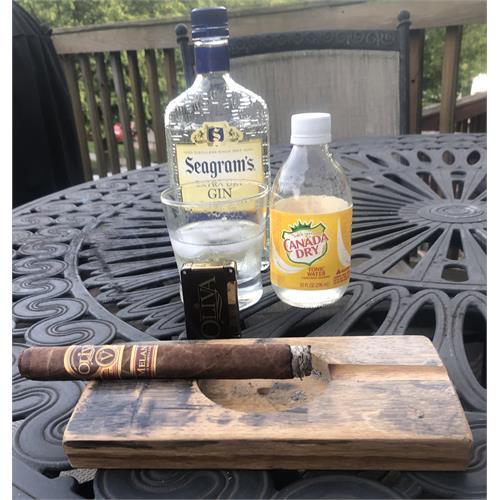 Oliva Serie V Melanio Maduro Churchill 7  * 50