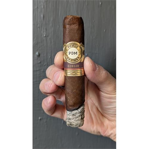 Perla del Mar Corojo Robusto 4 3/4 * 52