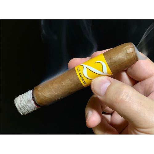 Zino Nicaragua Robusto 5  * 54
