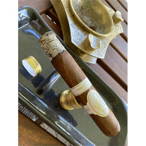 Davidoff Dominicana Robusto 5 1/8 * 52