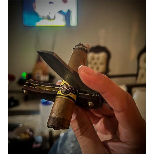 Quorum Toro 5-Cigar Sampler