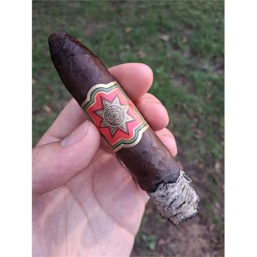 The Tabernacle Knight Commander Perfecto 6 3/4 * 52