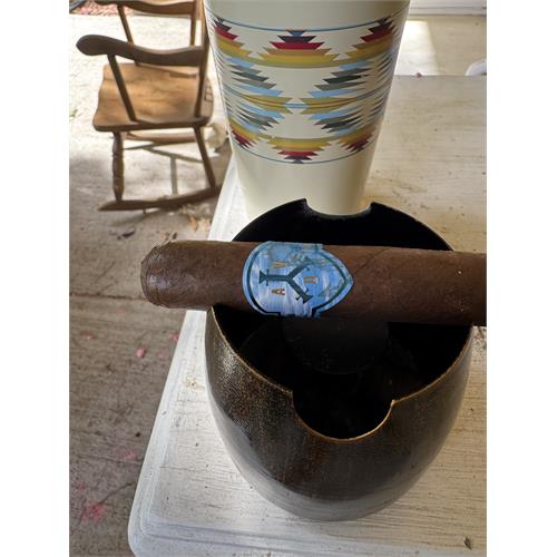 ADVentura Blue Eyed Jack s Revenge Robusto 5  * 52
