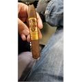 Oliva Serie V Melanio Maduro Figurado 6 1/2 * 52